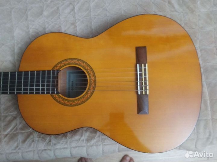 Гитара yamaha c40