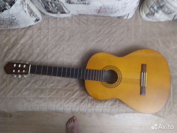 Гитара yamaha c40
