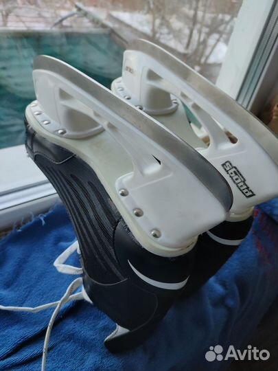 Коньки хоккейные 41размер