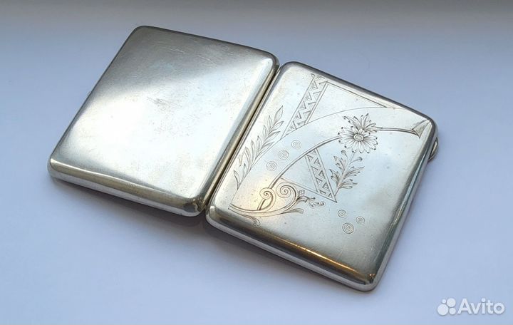 Антикварный серебряный портсигар Цветок серебро