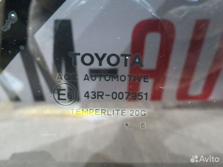 Форточка Toyota Camry 55