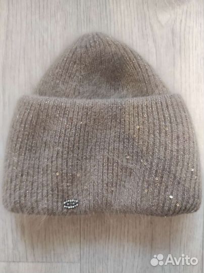 Шапка женская из ангоры