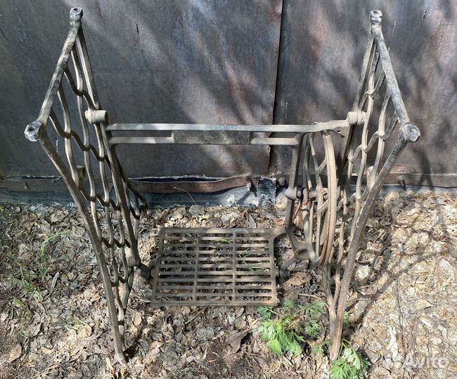 Станина чугун от швейной машинки