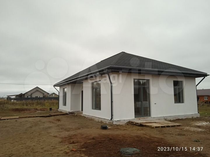 Дом 90 м² на участке 6 сот.