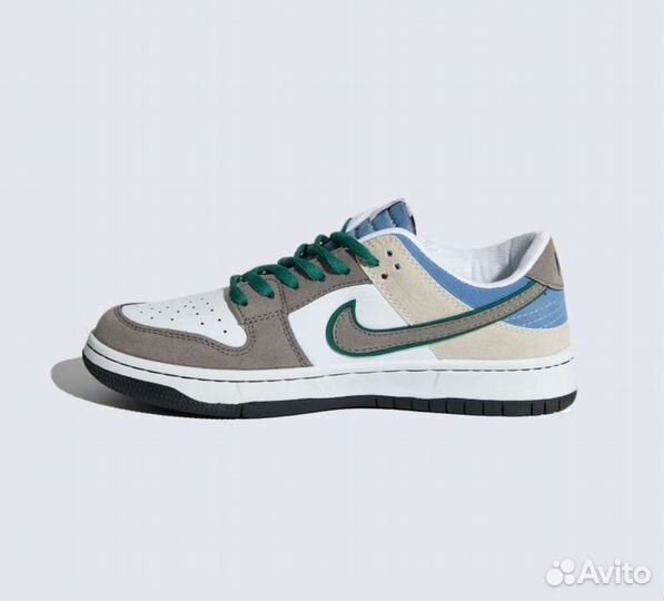 Кроссовки Nike