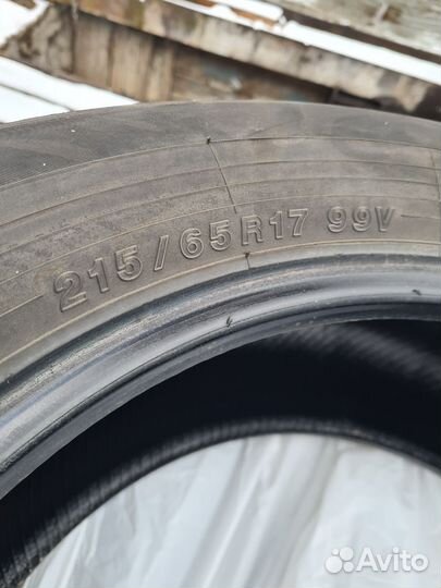 Yokohama BluEarth AE50 215/65 R17 99V