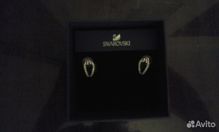 Серьги пуссеты swarovski