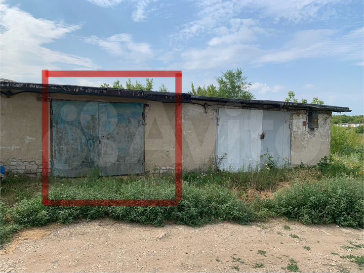 Гараж, > 30 м²