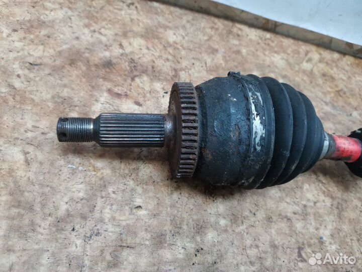 Привод передний левый Hyundai Santa-Fe 2 2.2