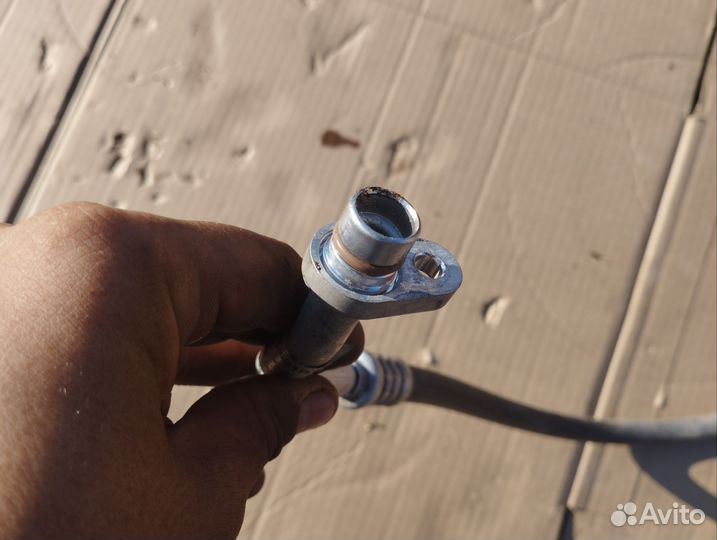 Трубка кондиционера Renault Logan 2 1.6 МКПП