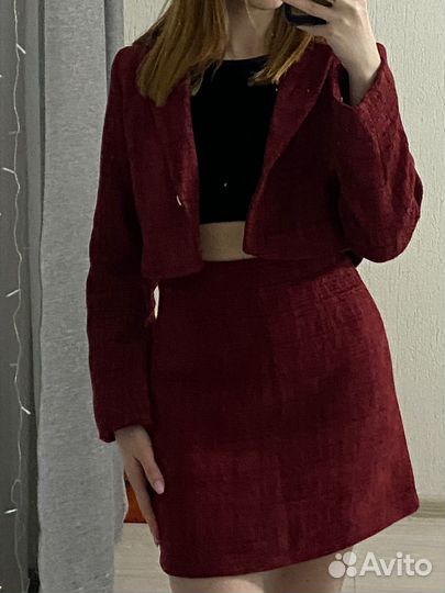 Твидовый костюм с юбкой
