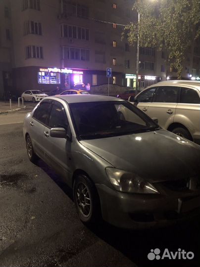 Mitsubishi Lancer 1.6 МТ, 2003, 150 000 км