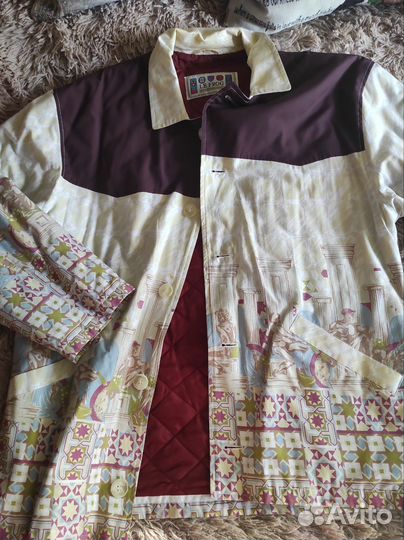 Куртка женская, ветровка