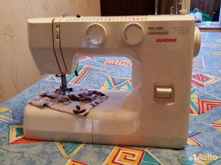 Швейная машинка