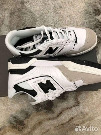Кроссовки nb 550