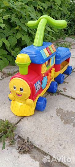 Паровозик каталка развивающий центр