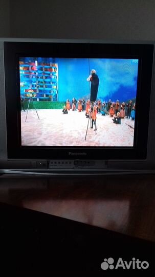 Телевизоры. Музцентр