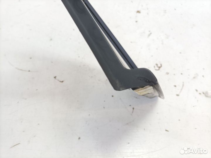 Форточка задняя левая Hyundai IX35