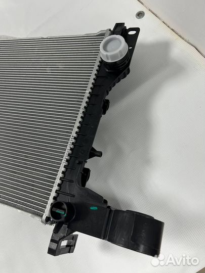 Радиатор Geely Monjaro оригинал KX11