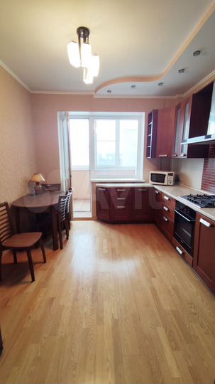 3-к. квартира, 80,2 м², 4/5 эт.