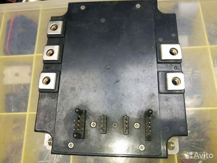 Транзистор