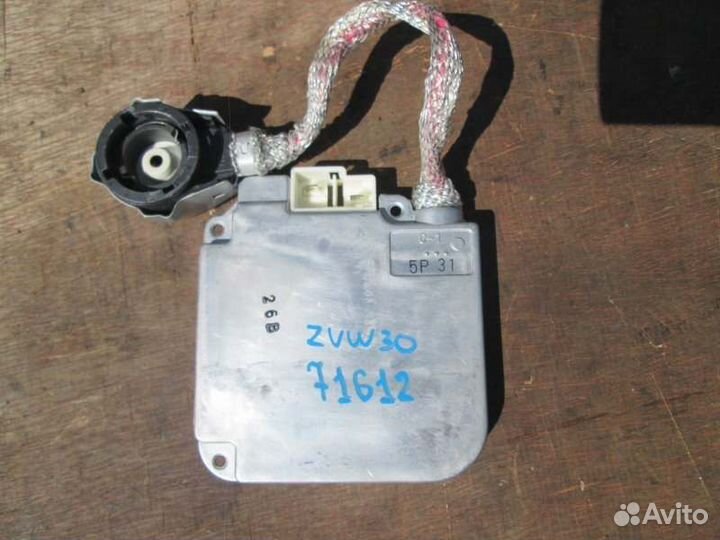 Блок розжига Toyota Prius ZVW30 2ZR-FXE 2012