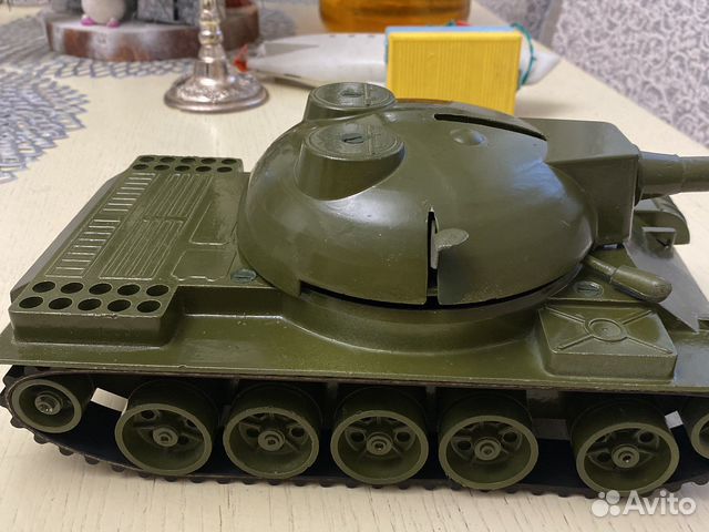 Игрушка танк СССР