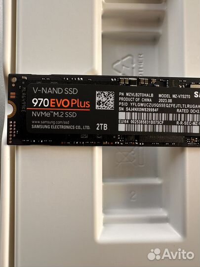 Накопитель SSD M.2 2280 Samsung MZ-V7S2T0BW 2TB