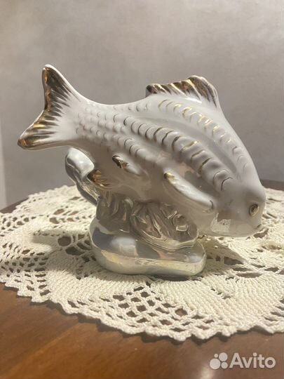 Статуэтка дулево карп