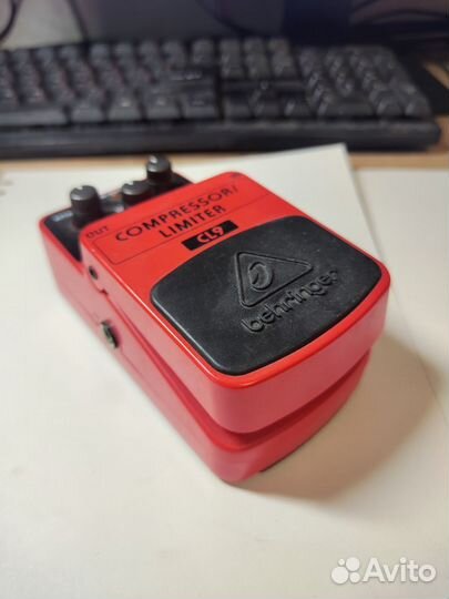 Behringer compressor pedal