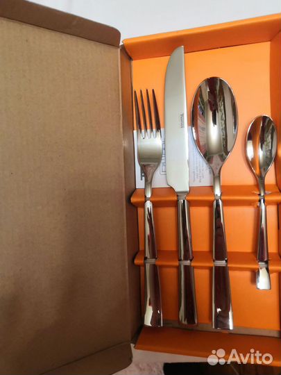 Набор столовых приборов