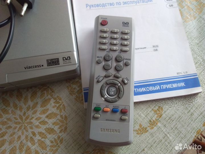 Спутниковый ресивер Samsung DSB-S300V/S300F