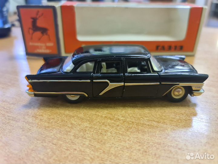 Модель СССР 1:43. Чайка А15 с ми