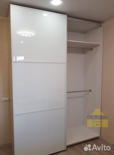 Черный шкаф