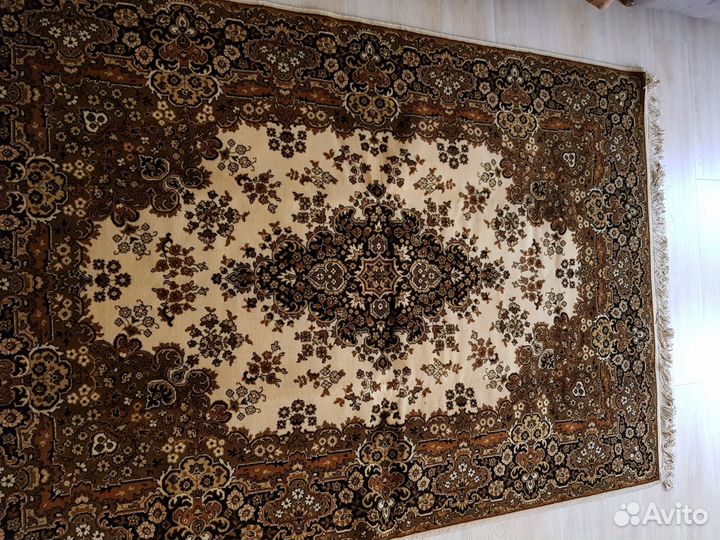 Продаются ковры немецкие гдр