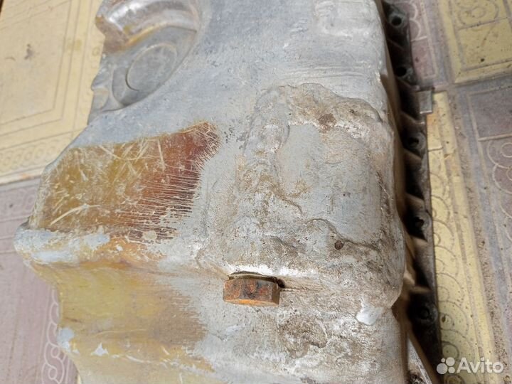 Поддон, головка на Фольксваген VR 5