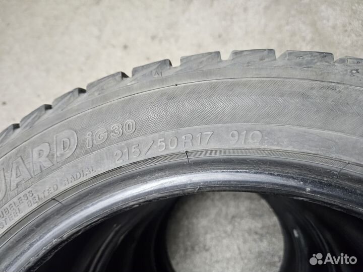 Yokohama Ice Guard IG30 215/50 R17