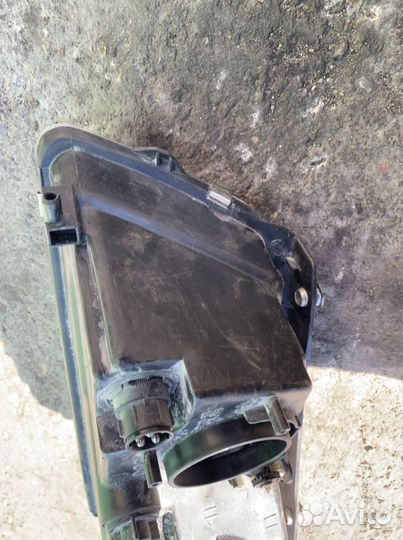 Фара правая vw passat b5