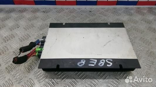 Усилитель музыки volkswagen touareg 7L (SBE08XL01)