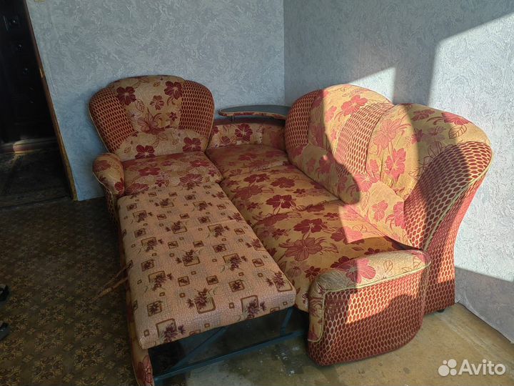 Угловой диван бу