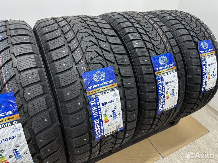 Tri Ace Snow White II Stud 275/35 R22 и 315/30 R22 104H