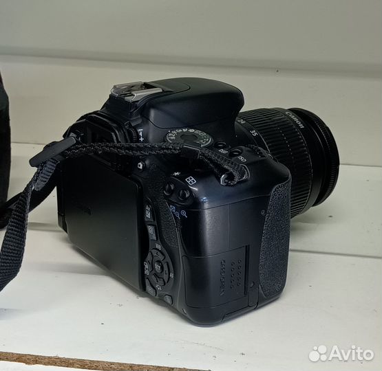 Фотоаппарат Canon EOS 600D