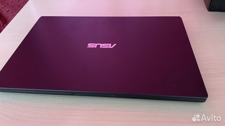 Ноутбук asus