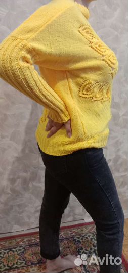 Свитер 
