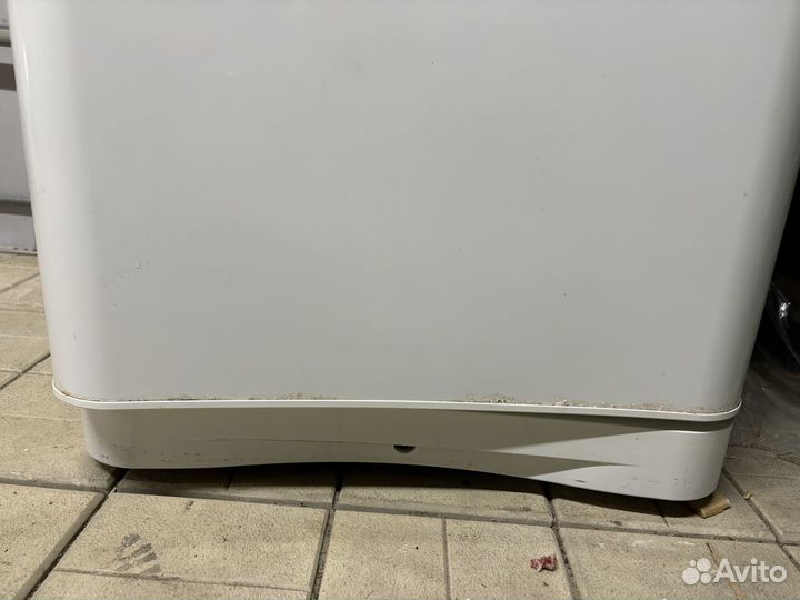 Холодильник бу Indesit