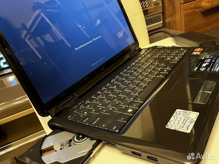 Ноутбук asus