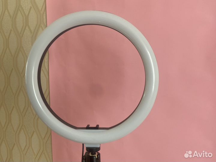 Кольцевая лампа 26 см