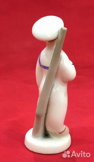 Статуэтка фарфоровая. Морячок. СССР