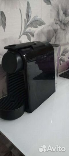 Кофеварка капсульная nespresso