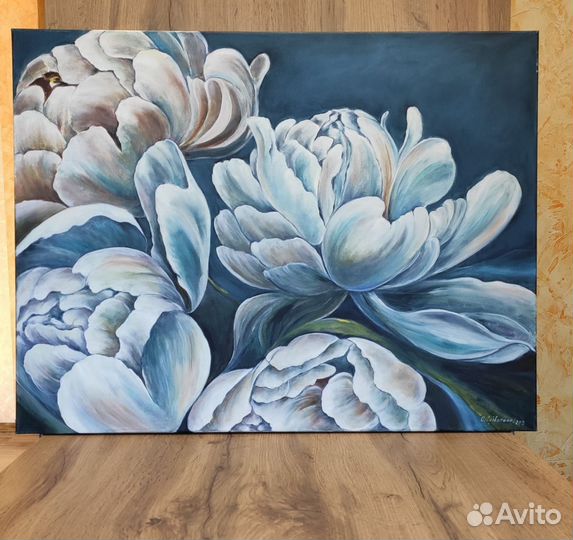 Картина маслом Пионы на голубом